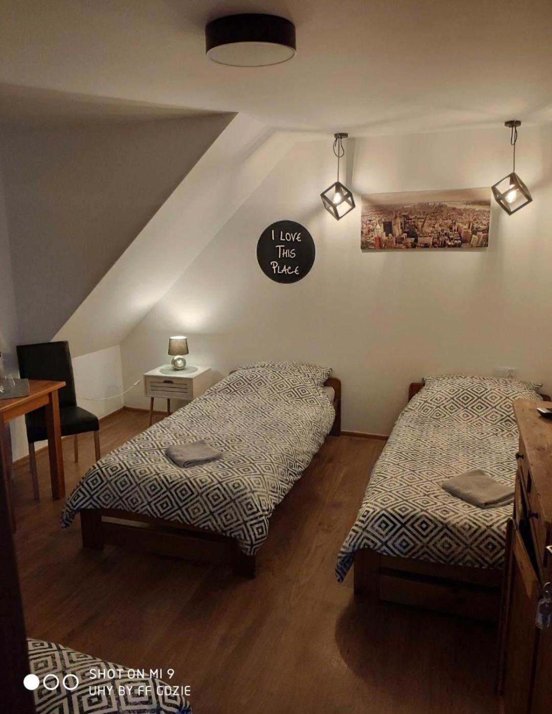 Apartamenty Pod Sosnami Ostróda Międzylesie Habitación foto